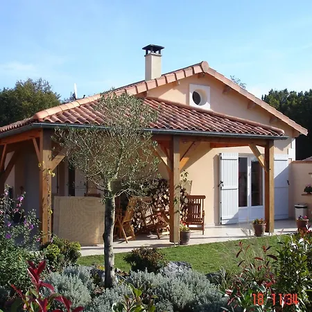 With Fire Place, In Loire Region, Cleaning Included Villa